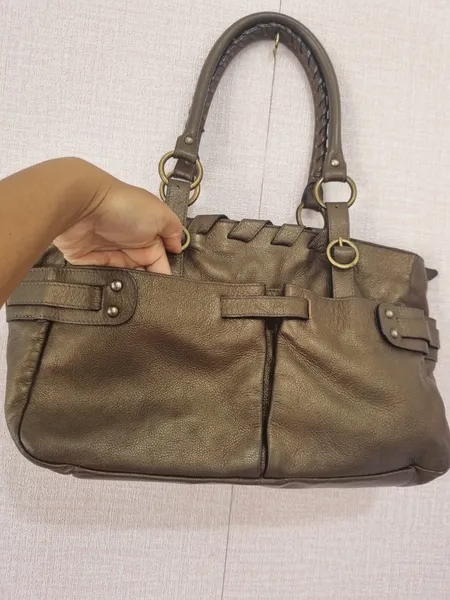 BOLSA DE OMBRO EM COURO COBRE SMARTBAG