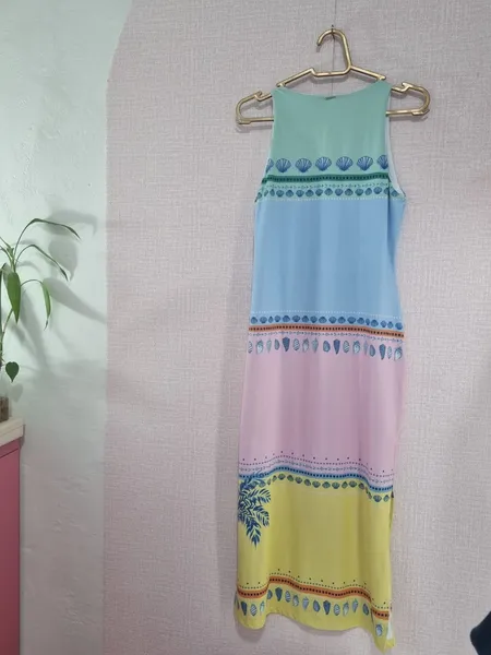 Vestido tubinho midi praiano Lez a Lez