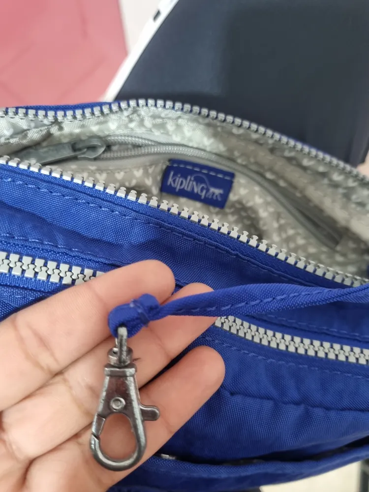 bolsa kipling transversal azul