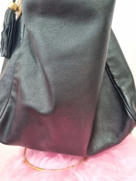Bolsa de couro preta de ombro CAROLINA HERRERA