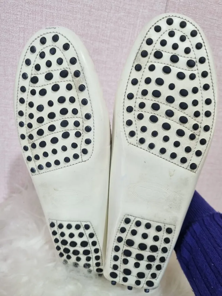 Mocassim em couro legitimo branco Tods