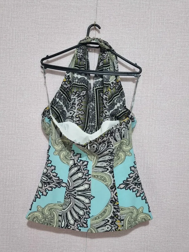 Blusa frente unica em seda Daslu
