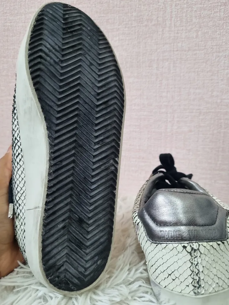 Tenis em couro da grife Zadig&Voltaire