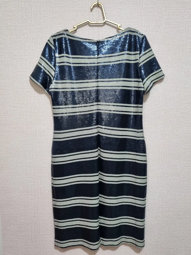 Vestido de paete branco e azul marinho Pierre Cardin