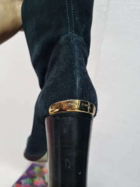 bOTA  EM COURO CAMURÇA mICHAEL KORS