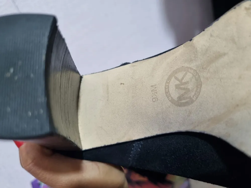 bOTA  EM COURO CAMURÇA mICHAEL KORS