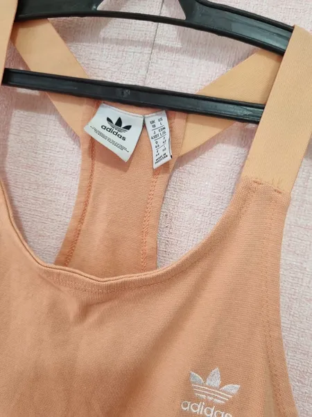 VESTIDO CURTO DE MALHA NUDE ROSADO ADIDAS