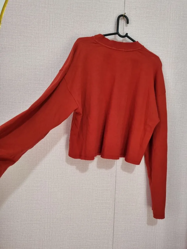 BLUSA DE MANGAS AMPLAS COR TELHA NATI VOZZA