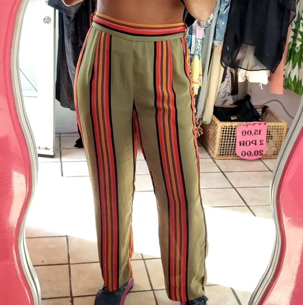 calça richards feminina verde listrada
