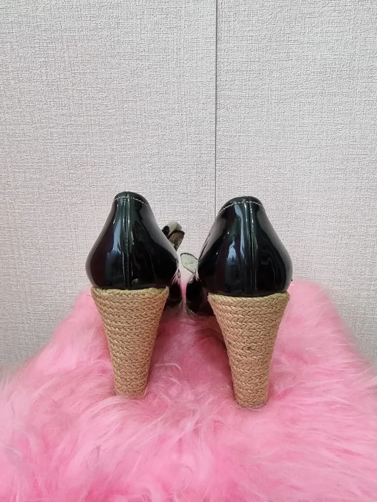 sapato prada anabela verniz preto 36.5