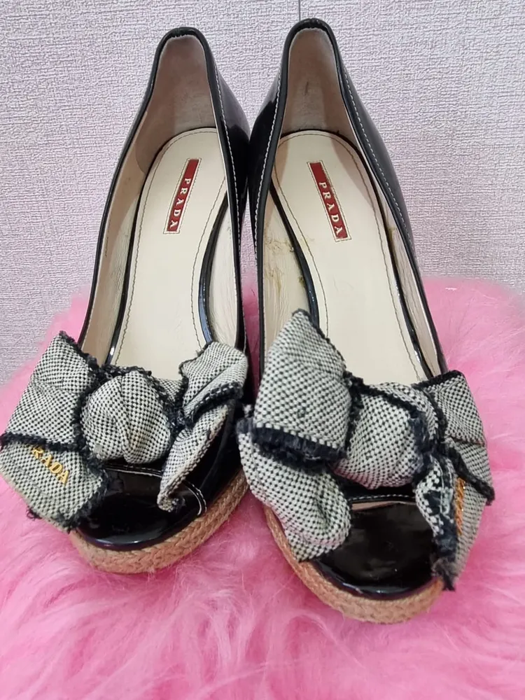 sapato prada anabela verniz preto 36.5