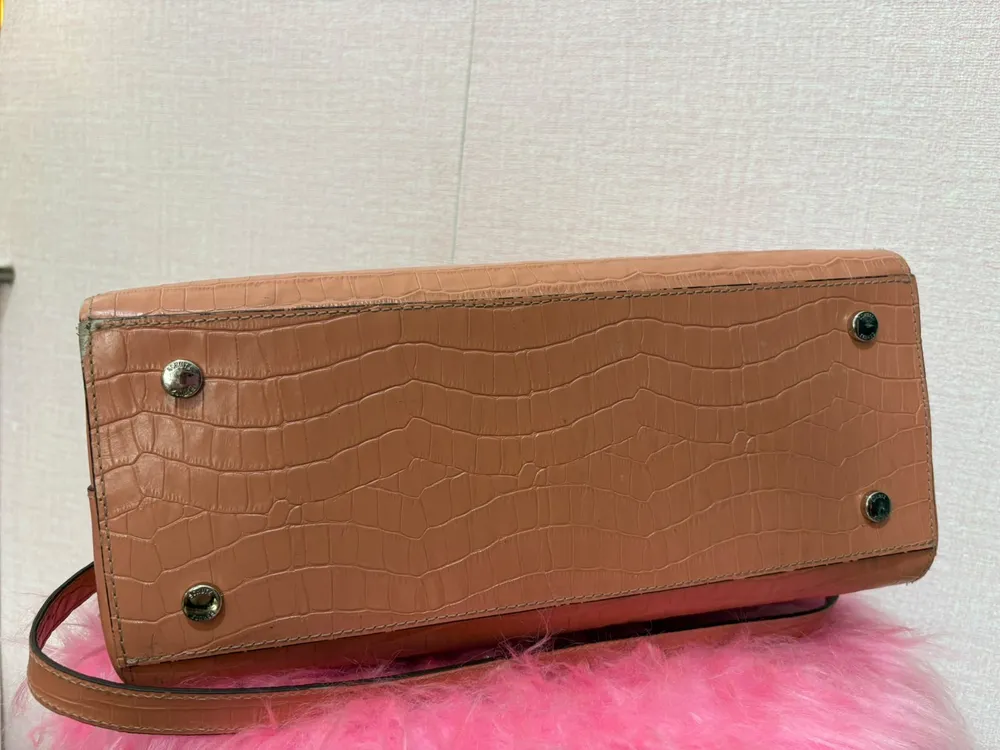 bolsa schutz couro croco nude rosado