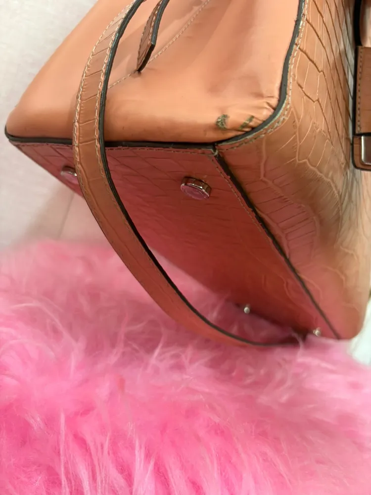 bolsa schutz couro croco nude rosado