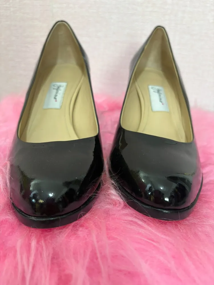 scarpin zeferino preto em couro verniz