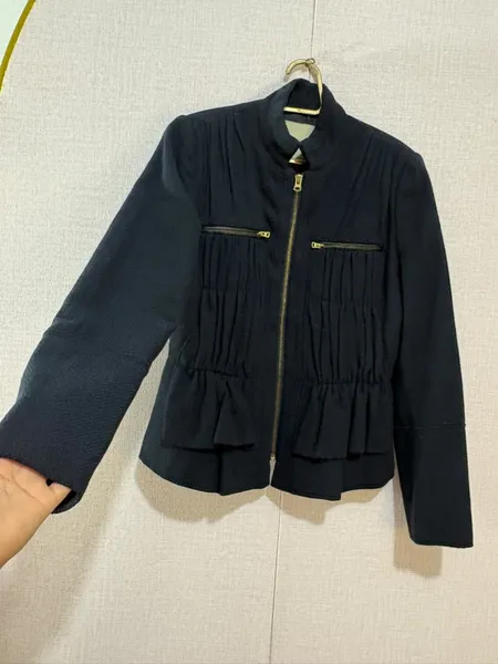blazer de tecido estruturado e frizado azul marinho