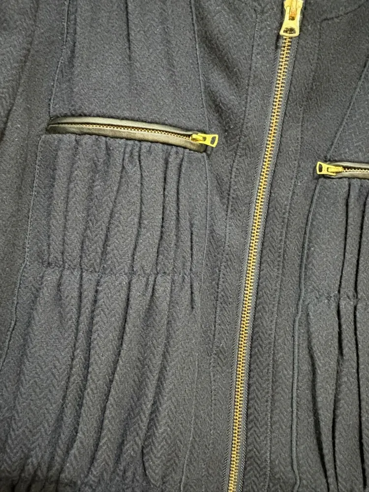 blazer de tecido estruturado e frizado azul marinho