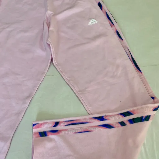 calca legging Adidas