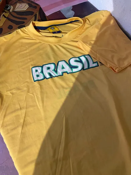 camiseta brasil lidenciada
