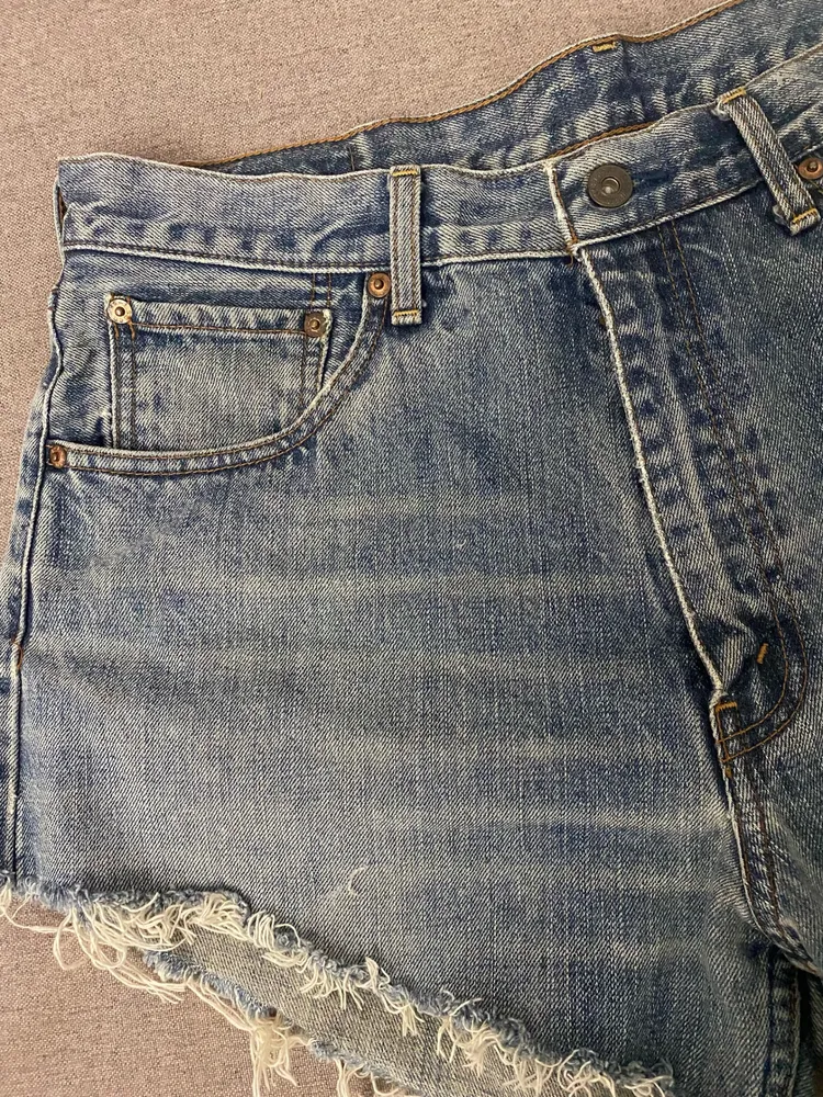 shorts jeans levis feminino