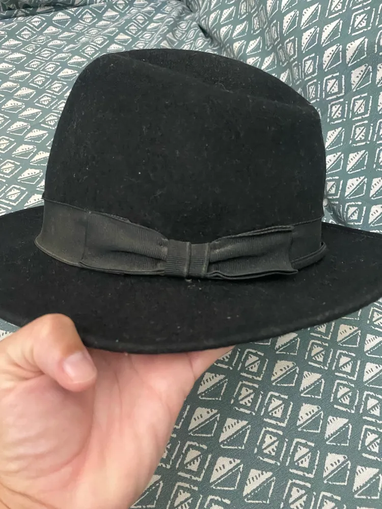 chapeu vintage prada