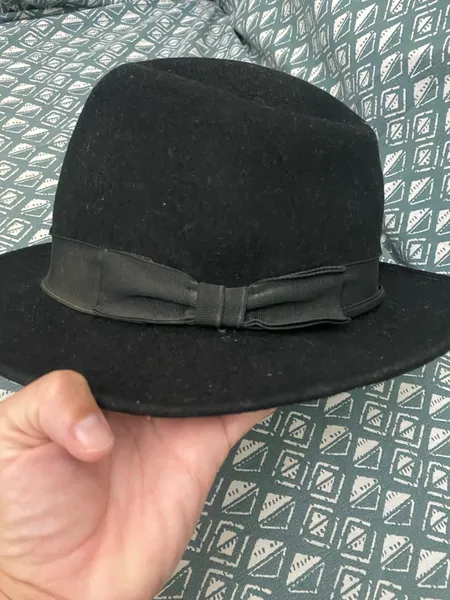 chapeu vintage prada
