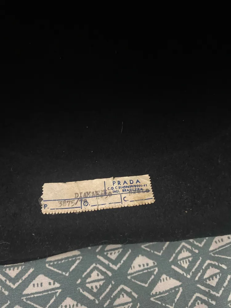 chapeu vintage prada