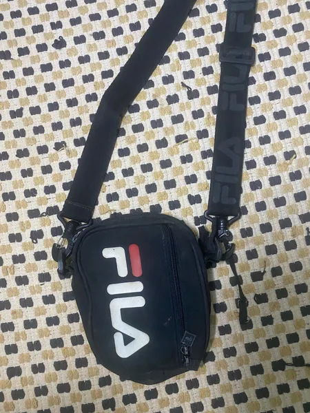 bolsa e pochete fila