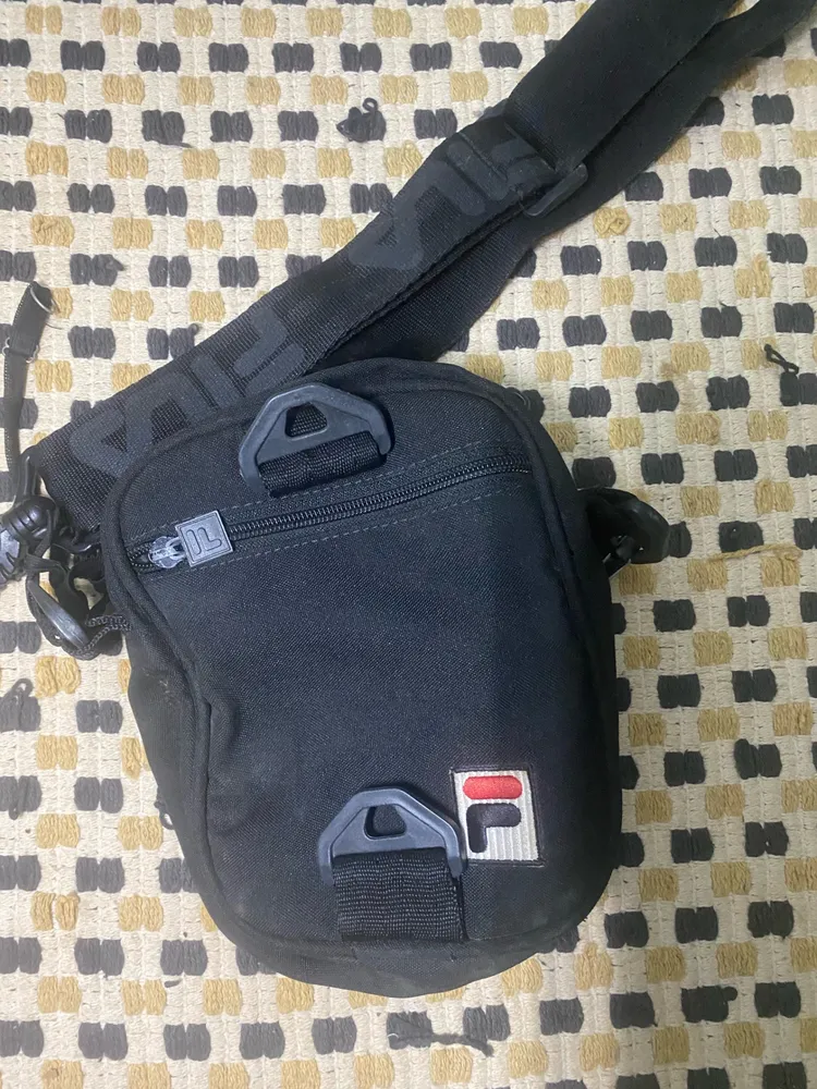 bolsa e pochete fila