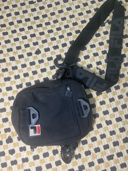 bolsa e pochete fila