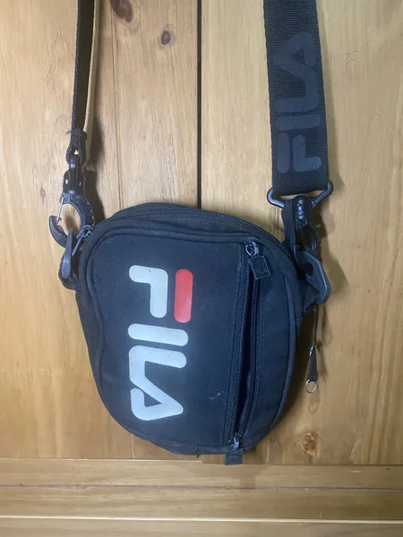 bolsa e pochete fila