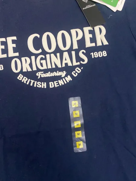 camiseta nova adolescente