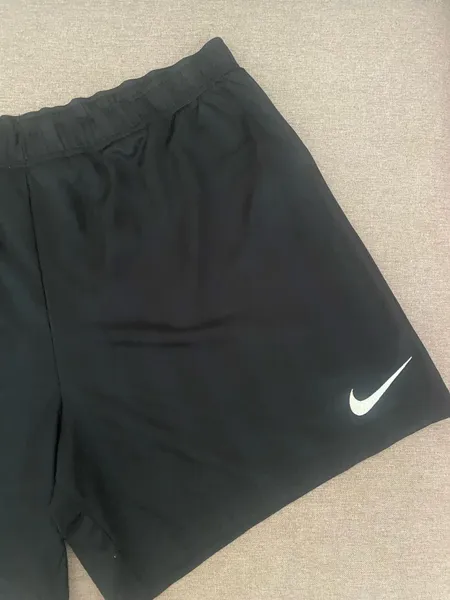 shorts preto nike