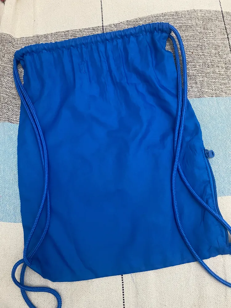 sacochila azul adidas