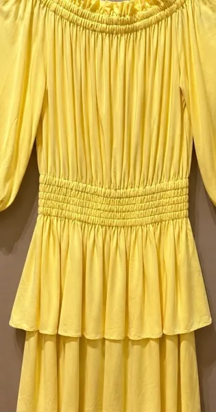 vestido amarelo ANNE FERNANDES