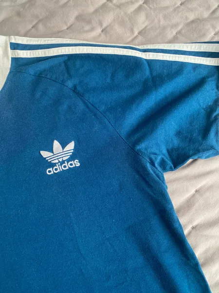 camiseta  adidas originals