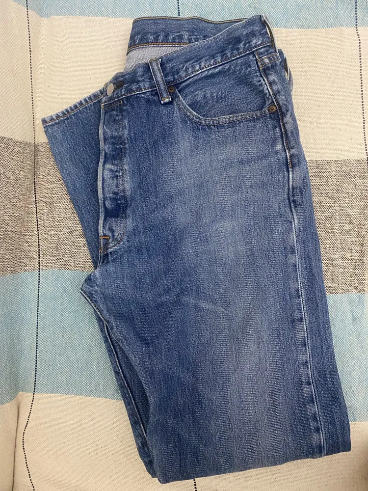 calça jeans LEVIS  501 masculina