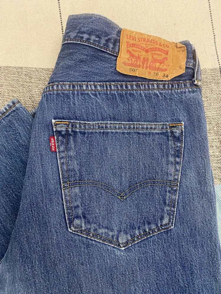 calça jeans LEVIS  501 masculina