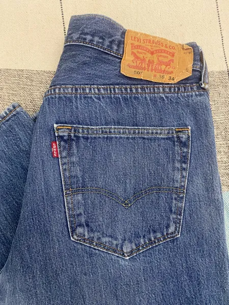 calça jeans LEVIS  501 masculina