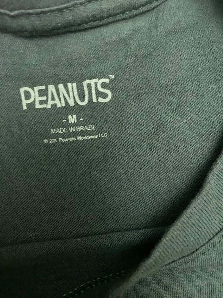 camiseta verde peanuts snoopy