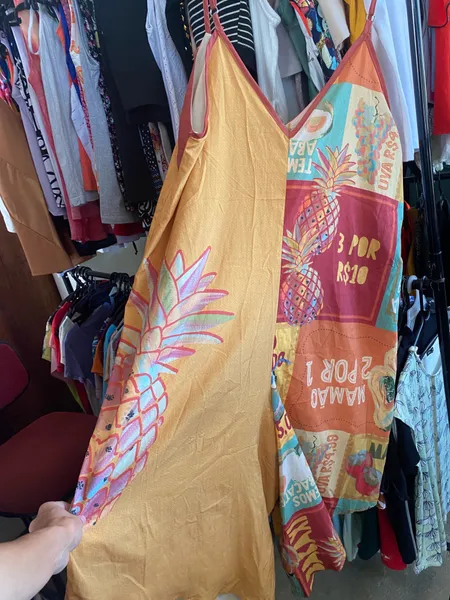 vestido macacao renner g