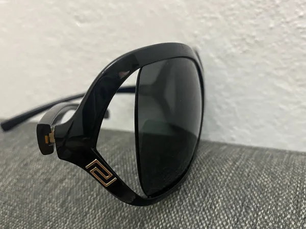 oculos sol femijino versace