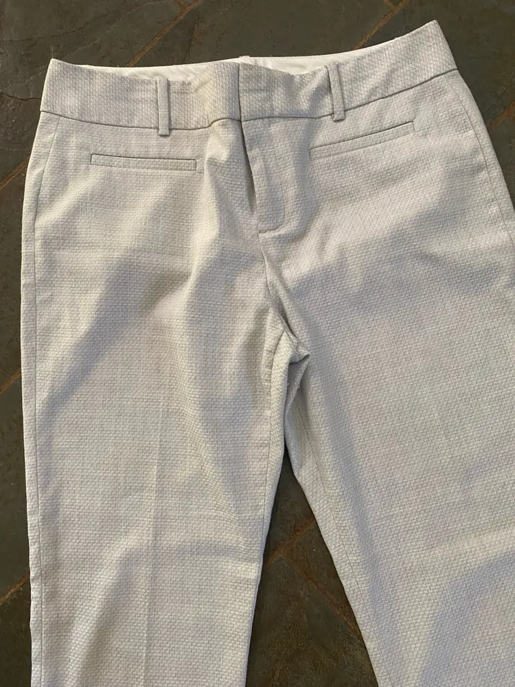 calça social feminina Calvin Klein