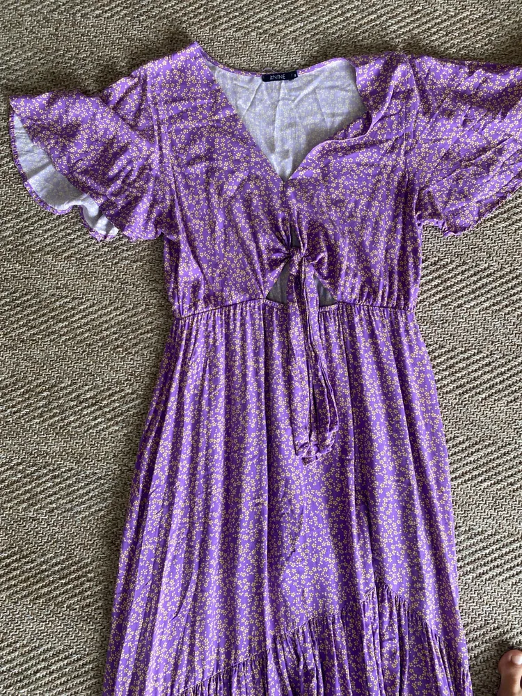 vestido roxo longo de lis