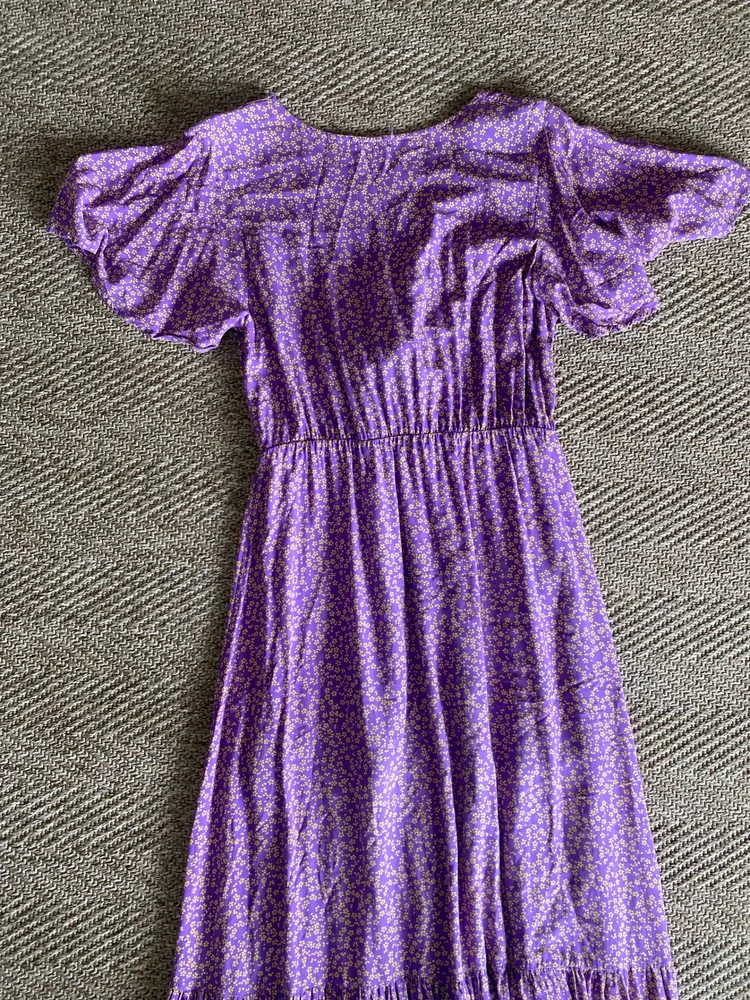 vestido roxo longo de lis