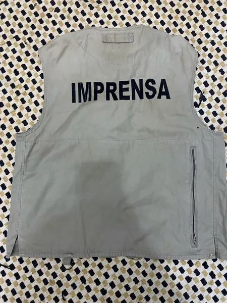 colete imprensa veste g