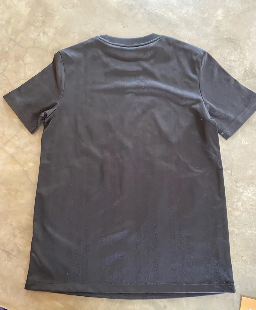 camiseta adidas feminina adidas trifoil