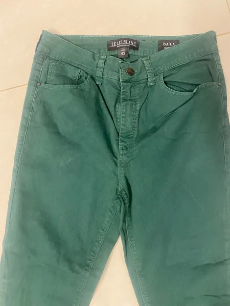 calca verde skinny feminina Le lis blanc