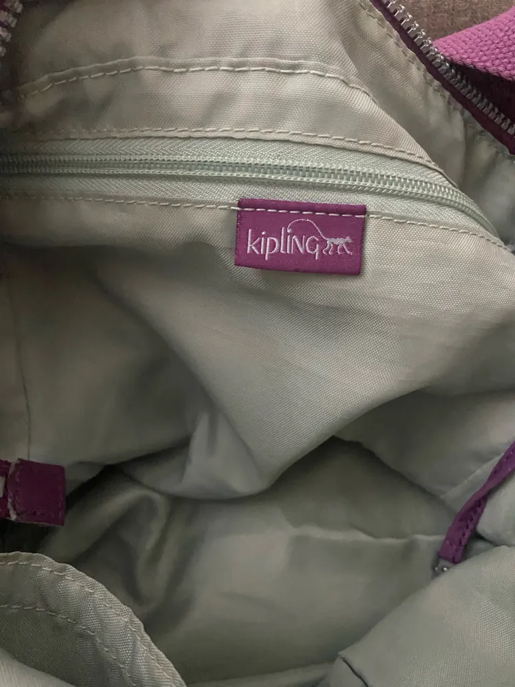 Bolsa ombro KIPLING grande roxa