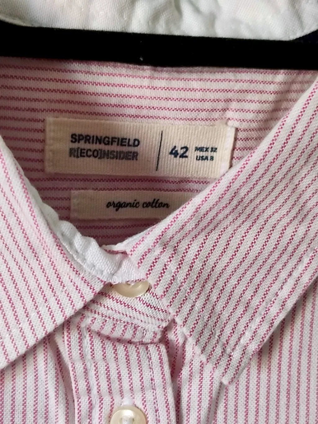camisa listrada branco e rosa
