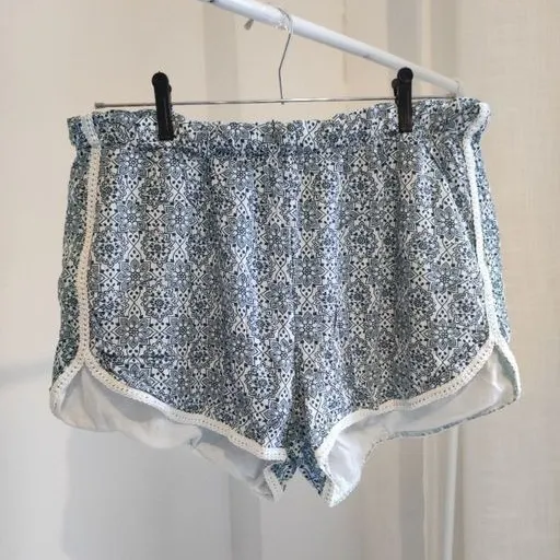 Shorts estampado